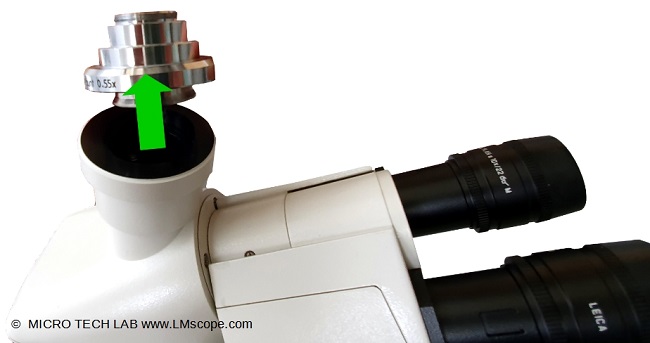 Verkleinerungsoptik Leica DM Mikroskope entfernen